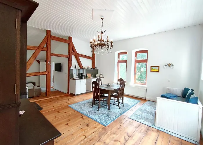 Herrenhaus Harmshagen * Testorf-Steinfort